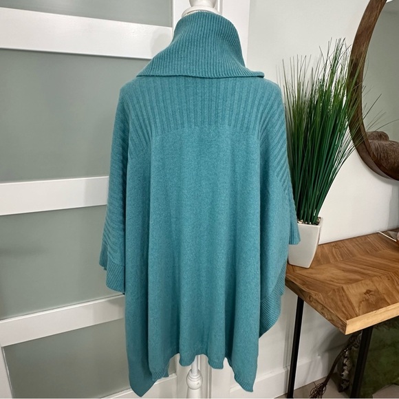 J.Mclaughlin 100% Cashmere Poncho Cape Shawl SZ M/L Teal Quiet Luxury READ - Picture 7 of 7